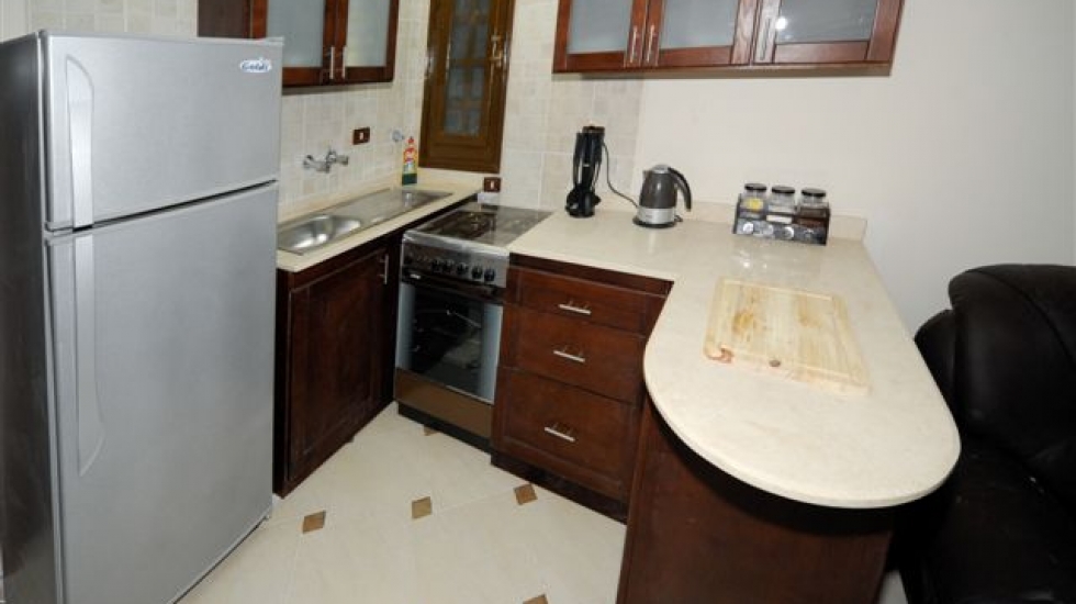 Furnished 2 bed in Al Helal Kitchen 004