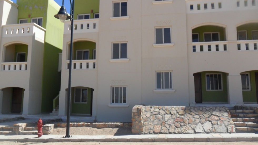 Bargain 2 bed on Makadi SAM 0550